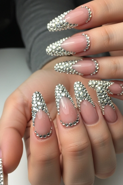 Rhinestone-Embellished Tips