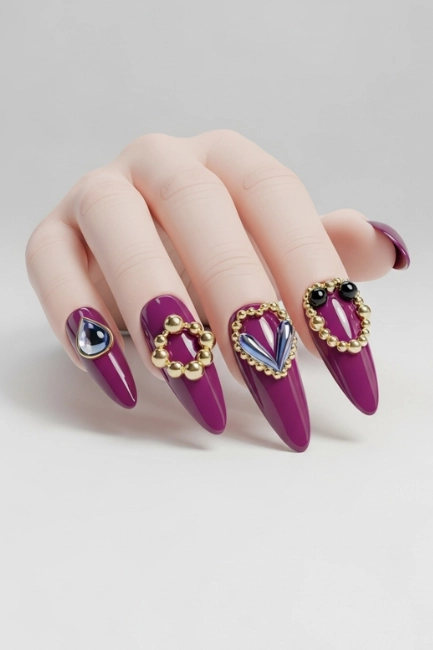 Holiday-Inspired 3D Nail Ideas