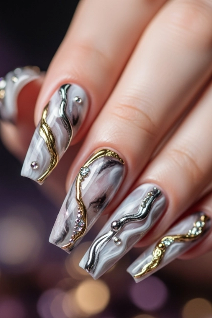 Edge Nails – Sculpted Perfection