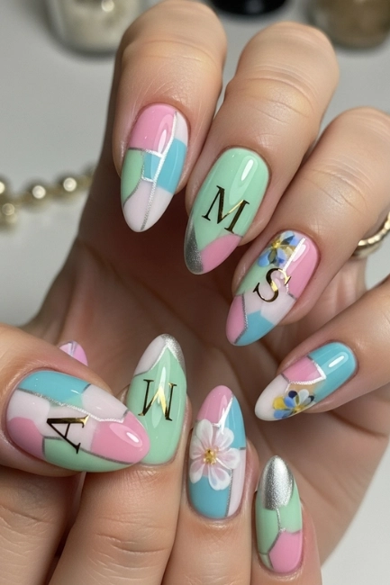 Personalized Nail Art in Trend Colors