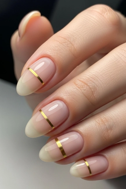 Minimal Gold Stripe Nails