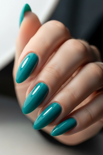 teal colour nails