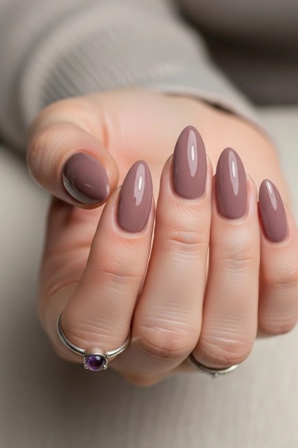 Chic Grey Tones for Minimalist Lovers