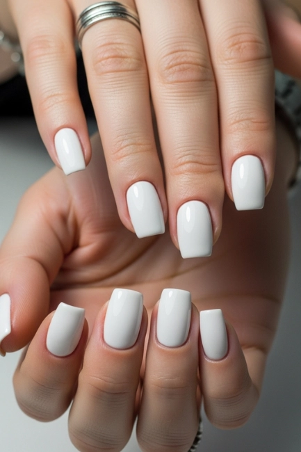 Glossy Milky White
