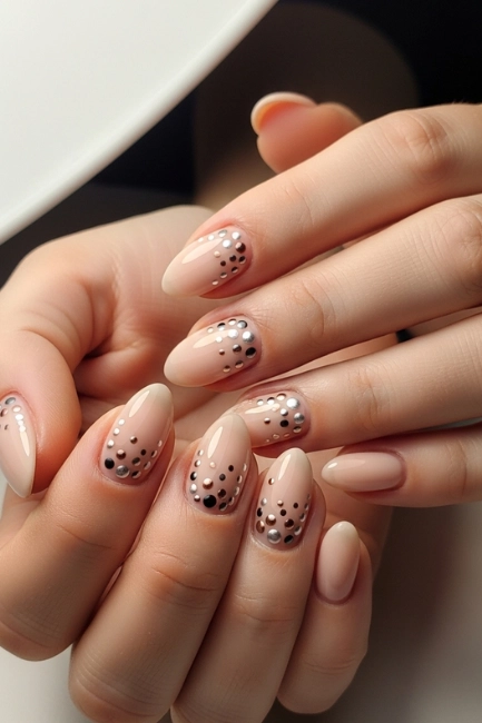 Delicate Dot Accent