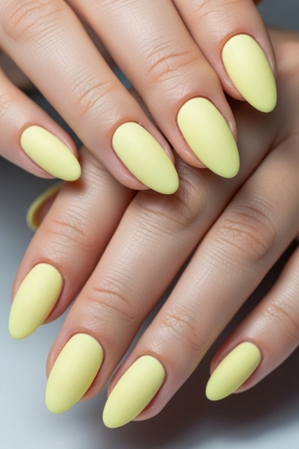 yellow nails shades