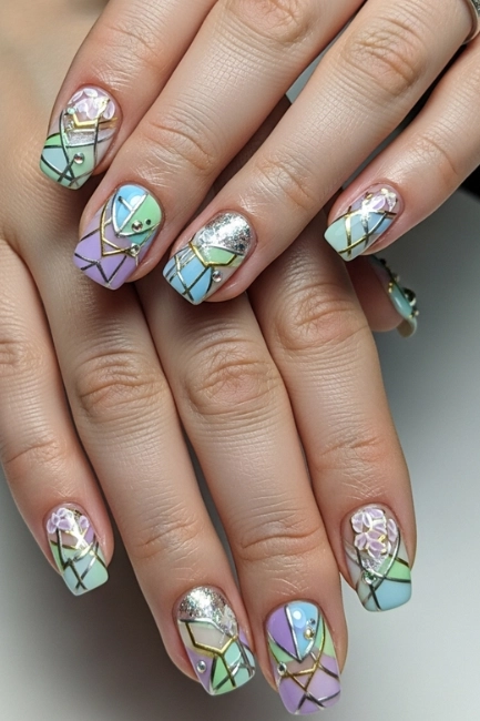 Using Layered Detailing to Create Depth and Complexity in Artistic Nail Designs