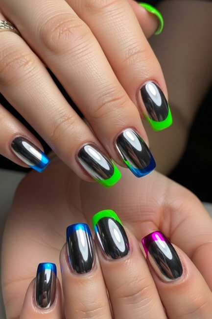 Bold and Statement Chrome Nail Designs for Eye-Catching Looks