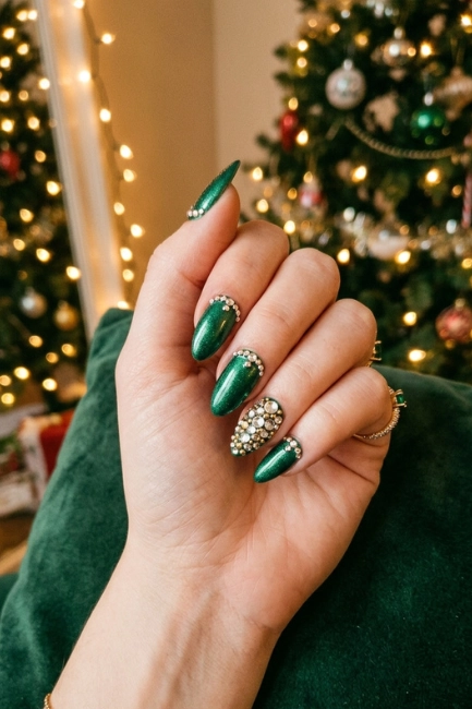 Rhinestone Accents for a Glamorous Holiday Look