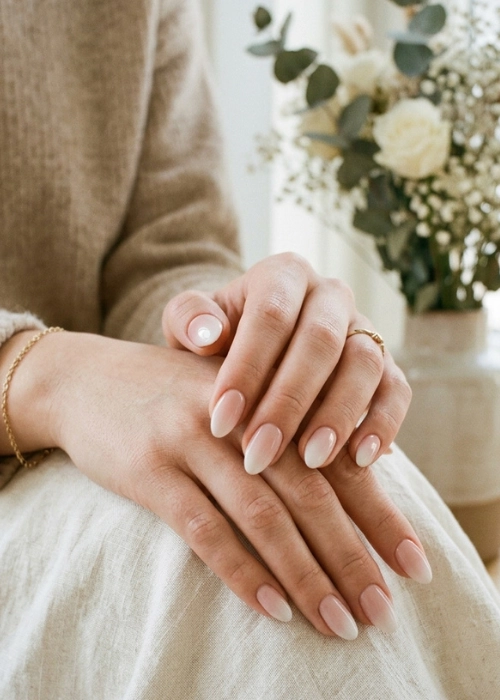 Soft Ombré Nails for a Gradient of Gentleness